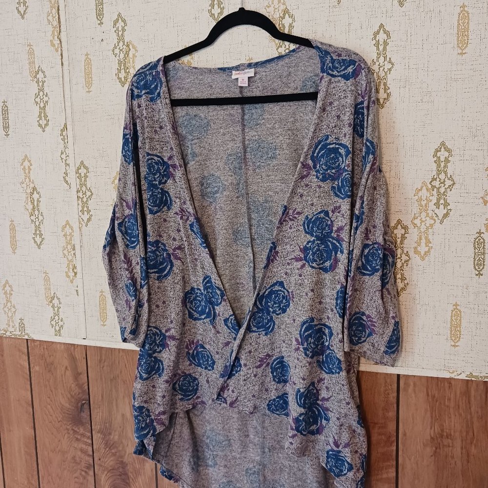 LuLaRoe Lindsay kimono style cardigan size medium
